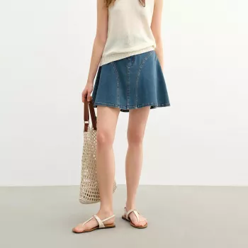 Plus Size High-Waisted Denim A-Line Mini Skirt Styling